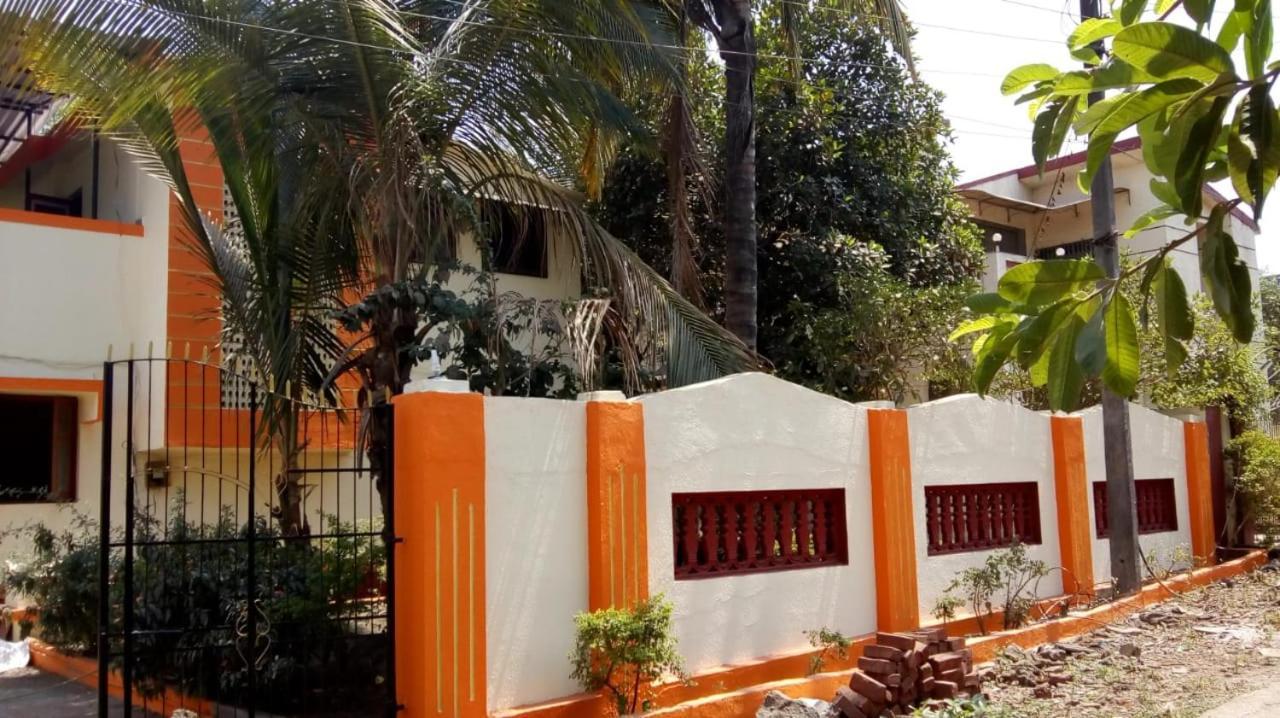 Hemharsh Holiday Home With Pool Karjat Exterior photo